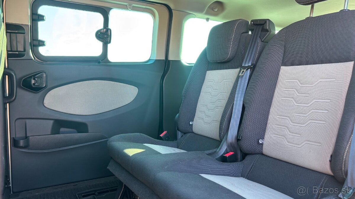Ford Tourneo Custom 2.2 TDCi 125k Titanium - 13