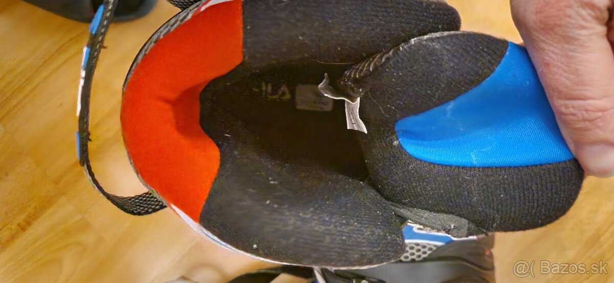 Inline korčule (Fila)...Hokejové korčule (CCM) - 13