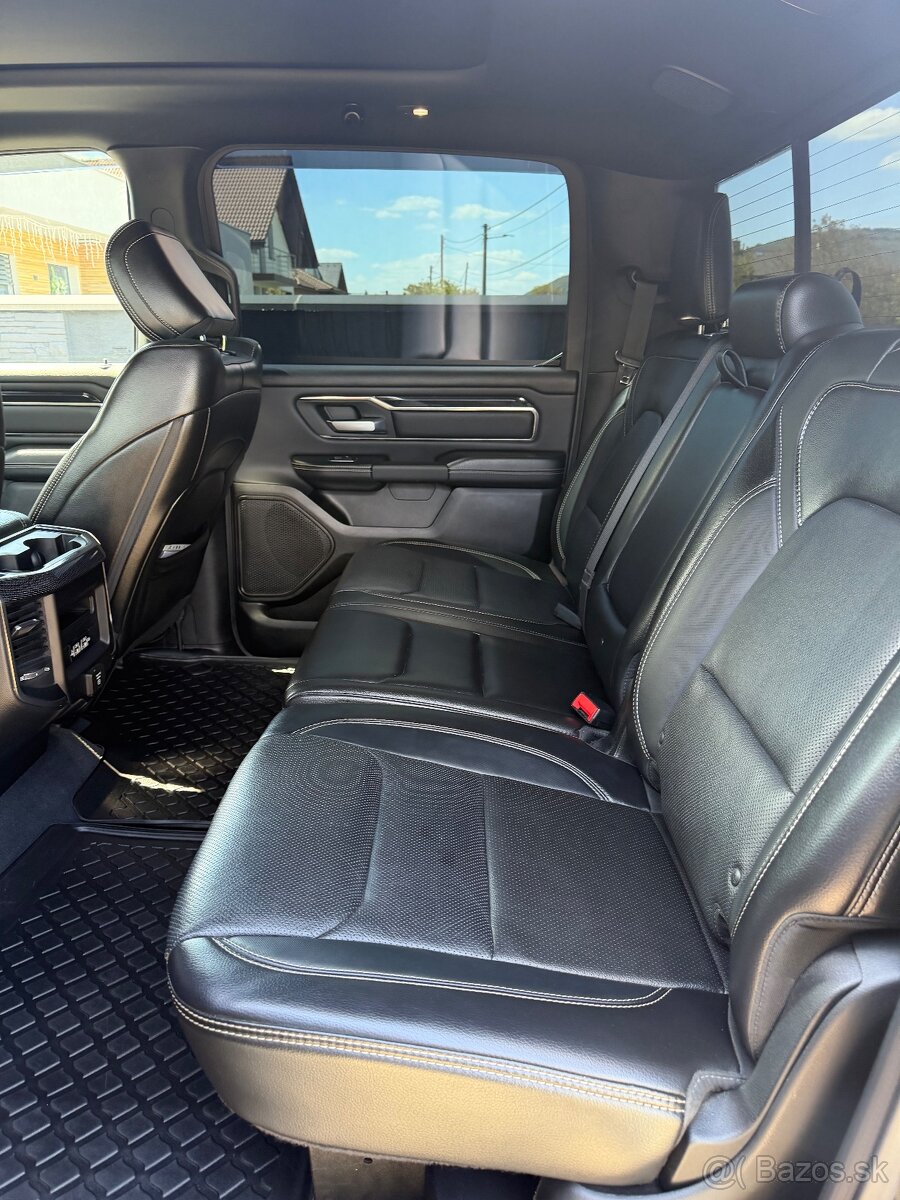 Dodge Ram 1500 šport 4x4 - 13