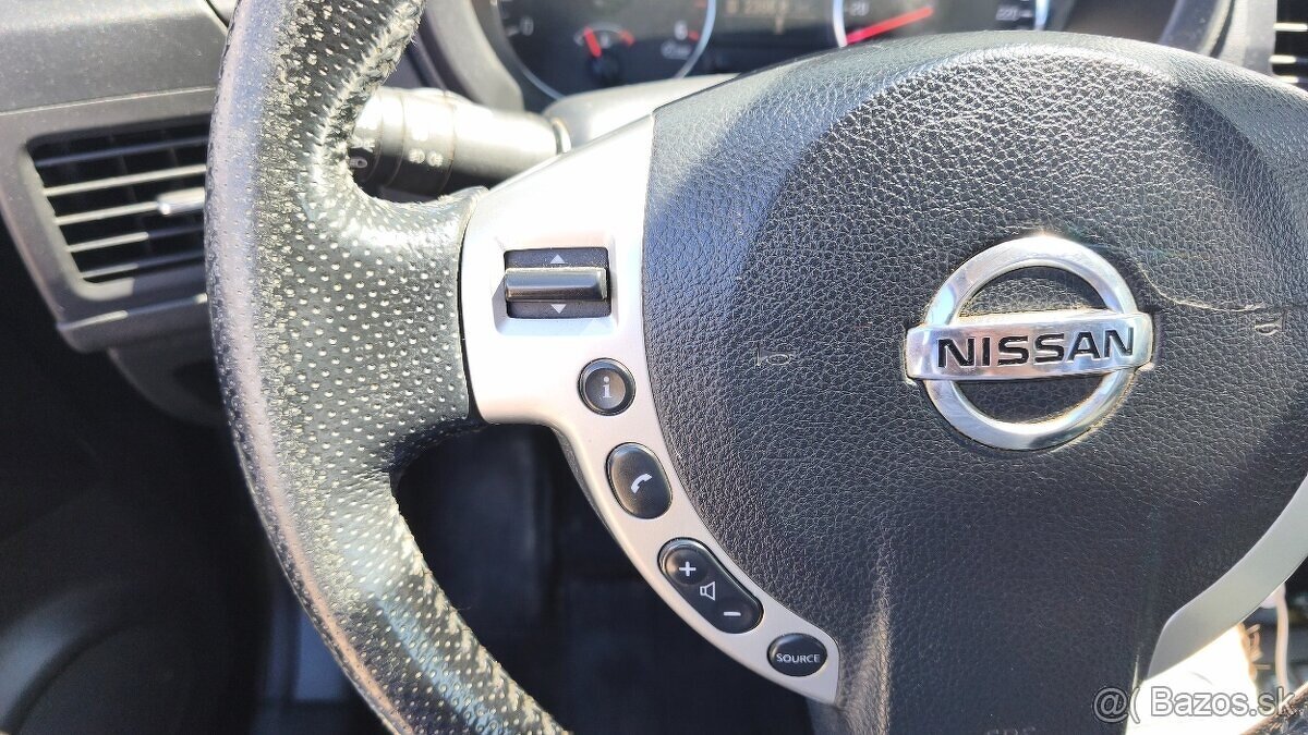 Nissan X-Trail T31 - 13
