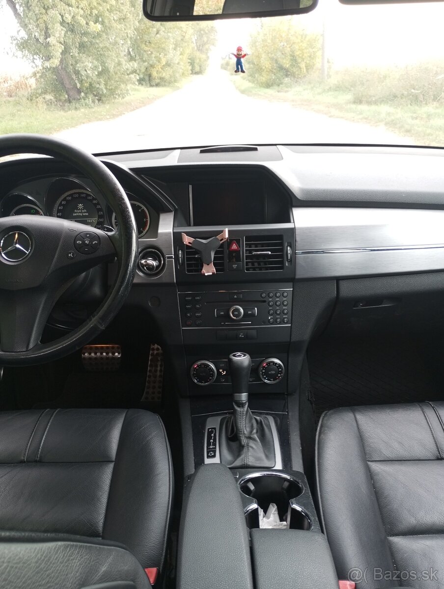 Mercedes Benz GLK - 13