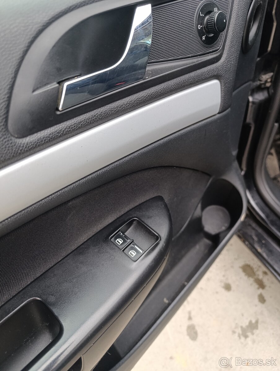 Škoda Octavia 2 combi facelift 1.6.tdi - 13