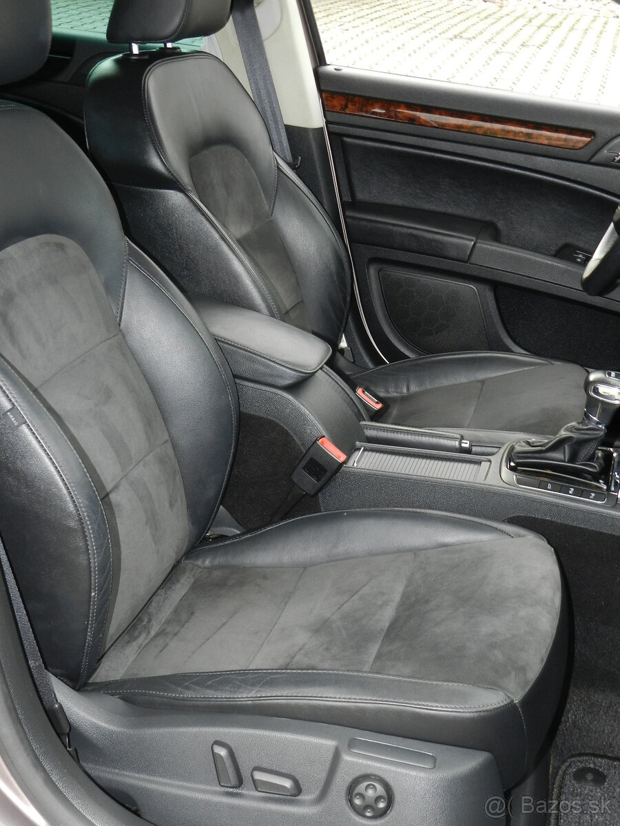 Škoda Superb Combi 2.0 TDI CR 140k Elegance DSG - 13