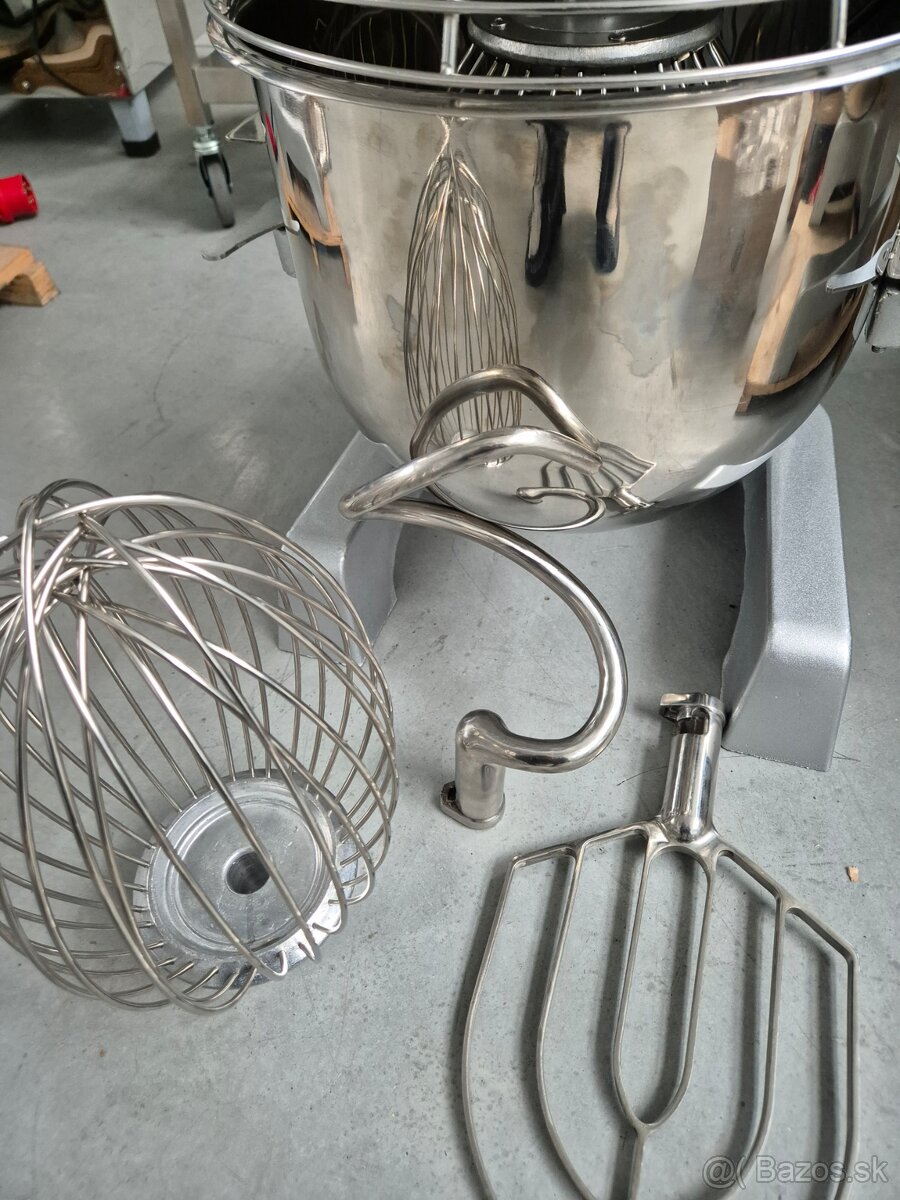 KUCHYŇSKKÝ ROBOT 20L ŠLAHAČ MIESIČ CESTA - 13