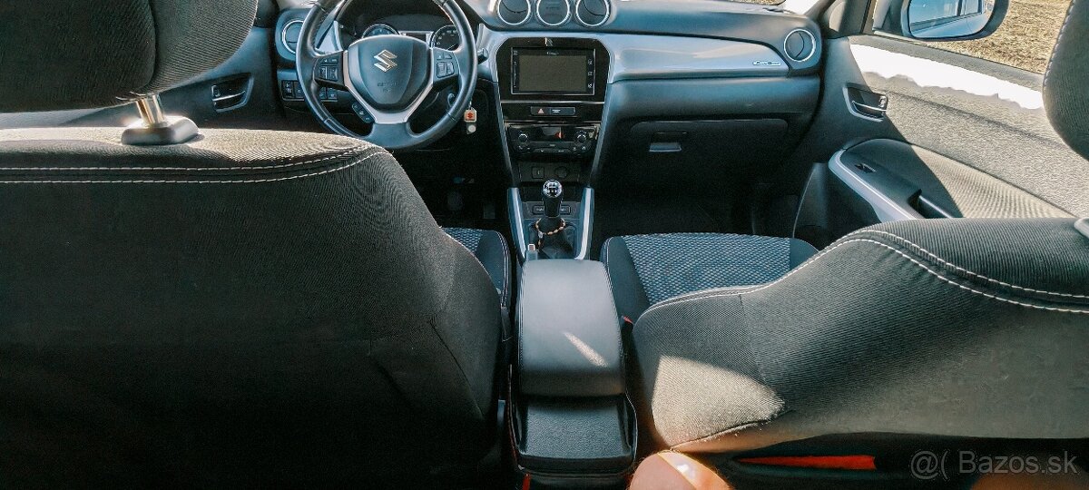 Suzuki Vitara 2015 1.6 benzín 4x4 - 13