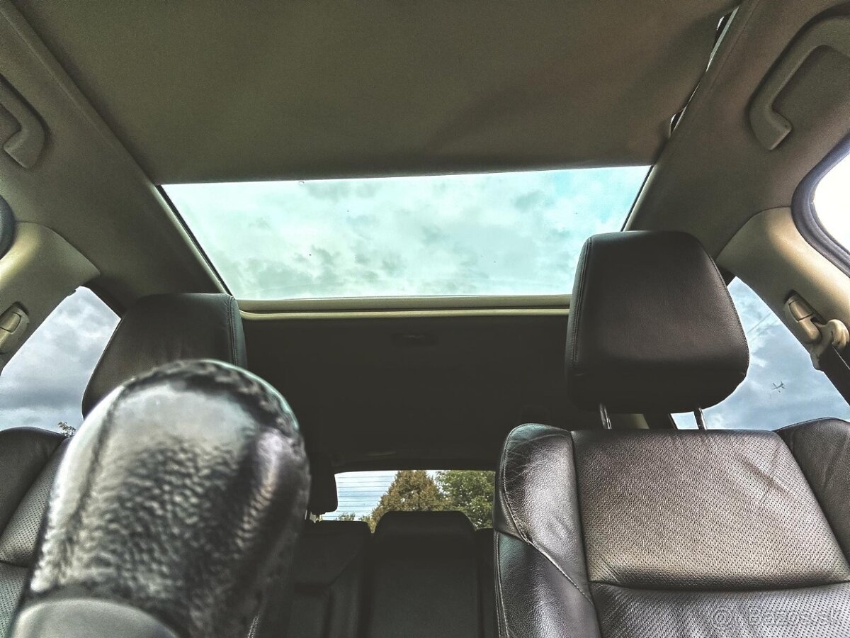 Honda CR-V 2.0 i-VTEC Executive 4WD - 13