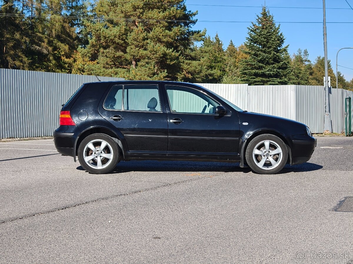 Volkswagen Golf 1.4i 2002 - 13