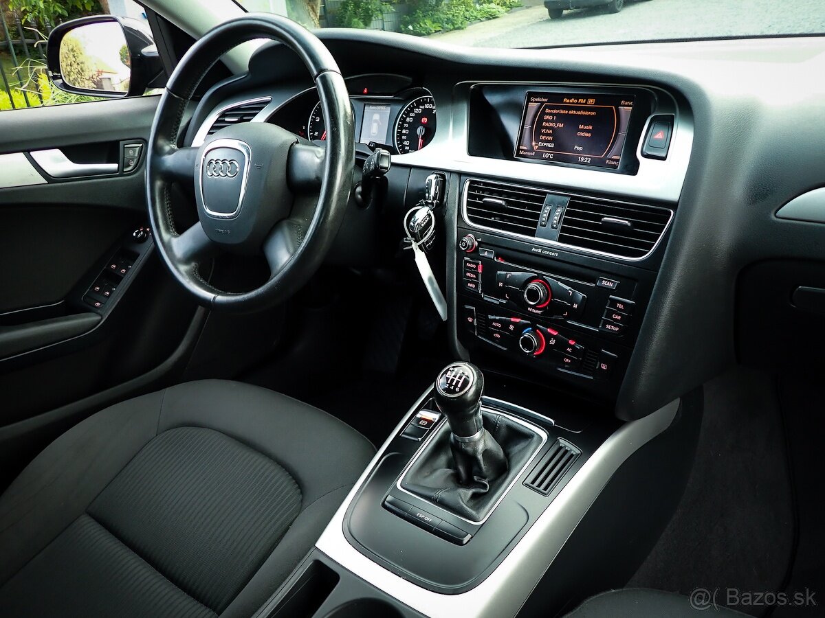 AUDI A4 AVANT 1.8T FSI 2010 - LED - XENON - MANUAL- 88kW STK - 13