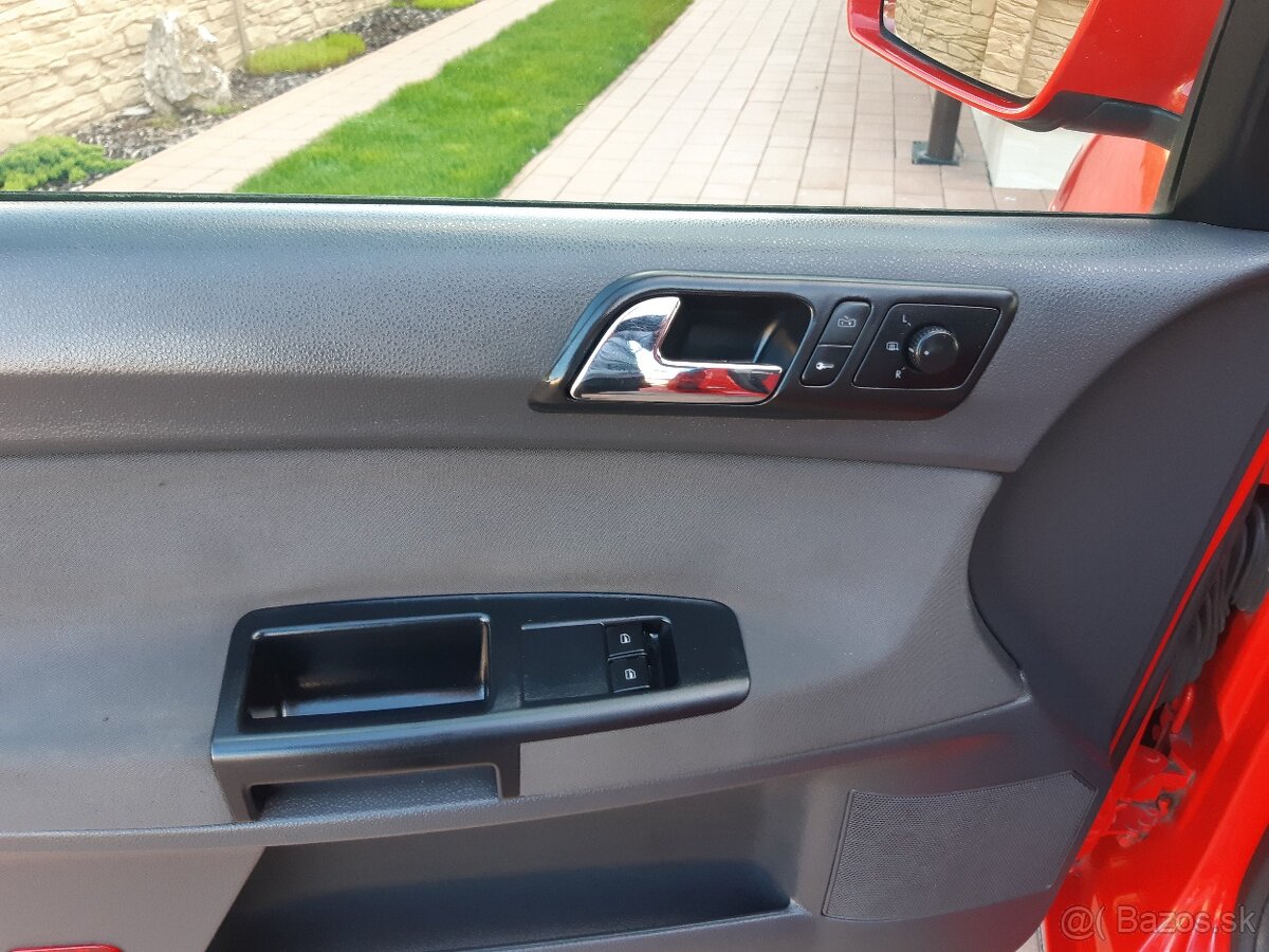 Volkswagen Polo - 13