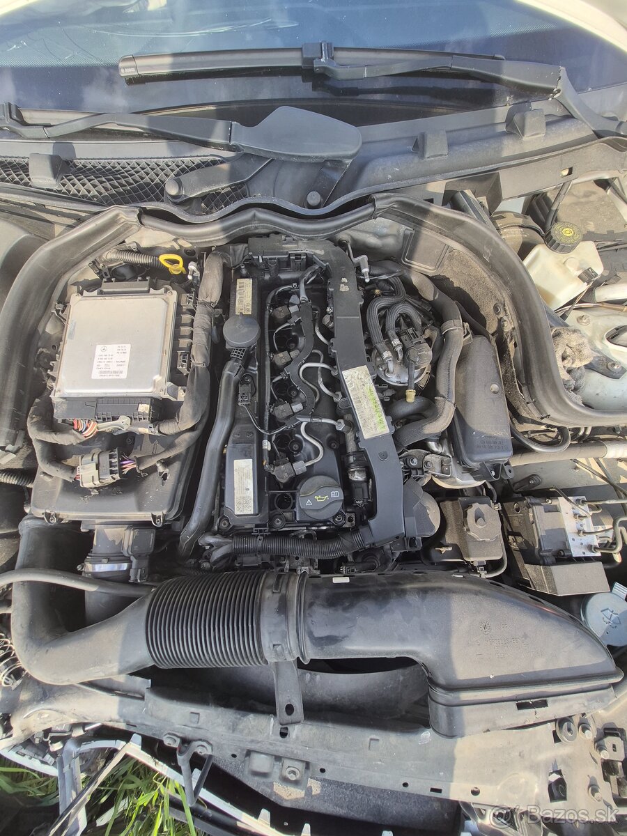 Mercedes Benz C220 - 13