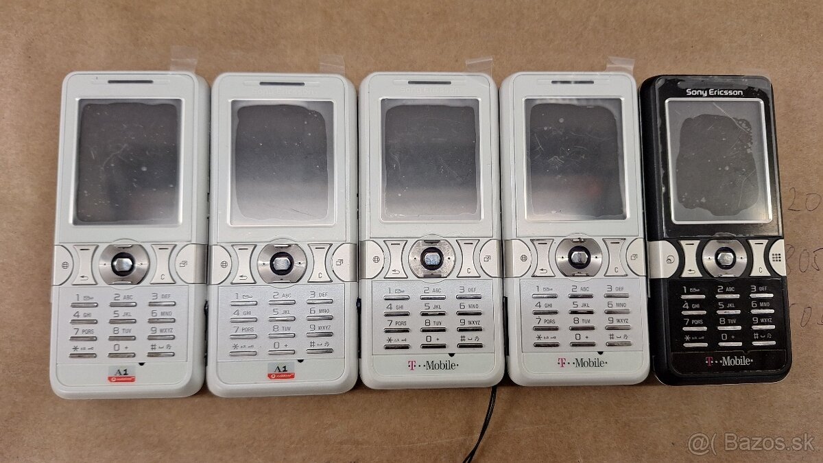 Sony ericsson K550i biely - 13
