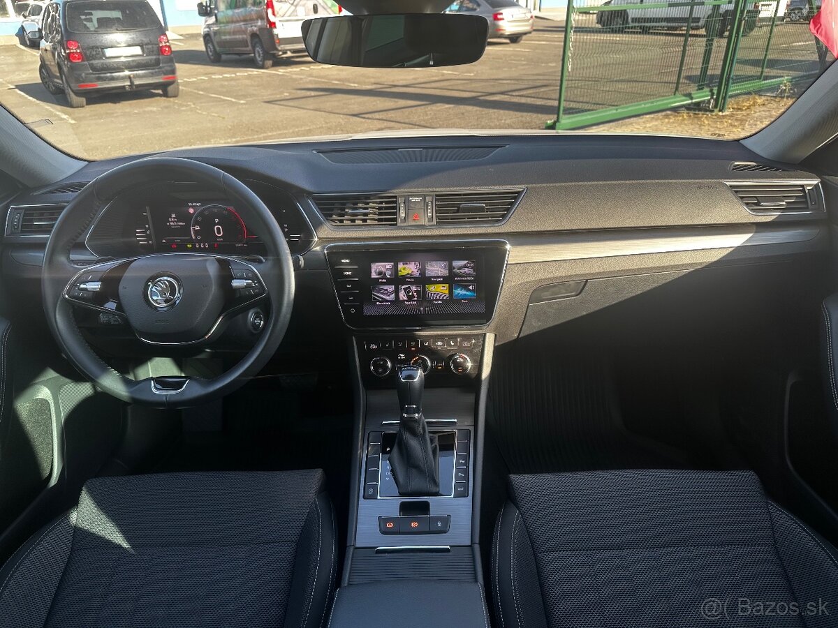 Škoda Superb Combi 2.0 TDI DSG Style - 13