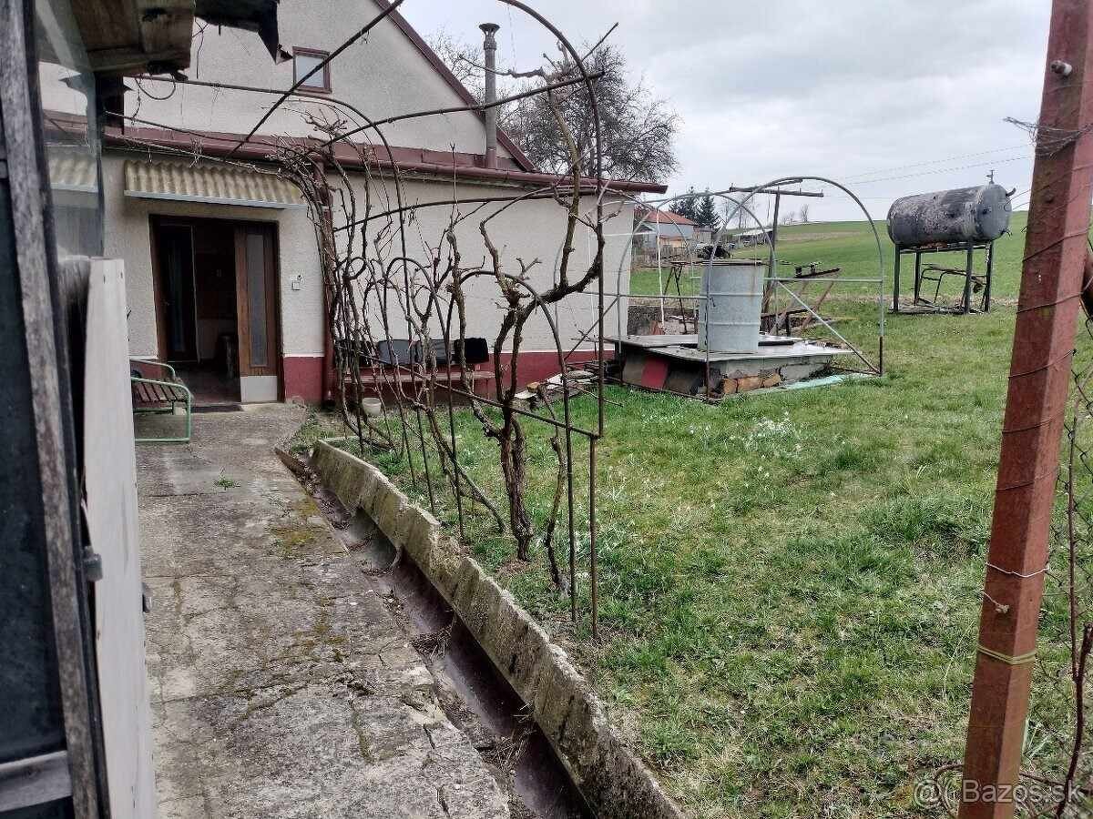 NA POLOSAMOTE DOM,STODOLA aPOZEMOK 4822m2 MYJAVSKÉ KOPANICE - 13