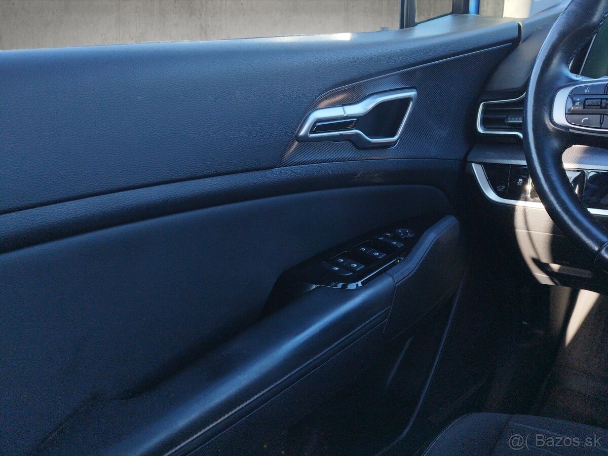 Kia Sportage 1.6 CRDi mHEV Platinum 4WD A/T - 13