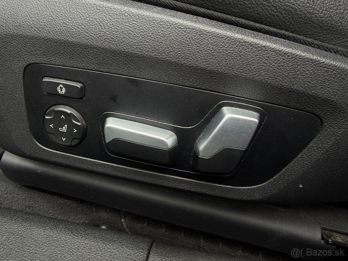 BMW Rad 3 Touring 318d mHEV A/T 80ooo KM - 13