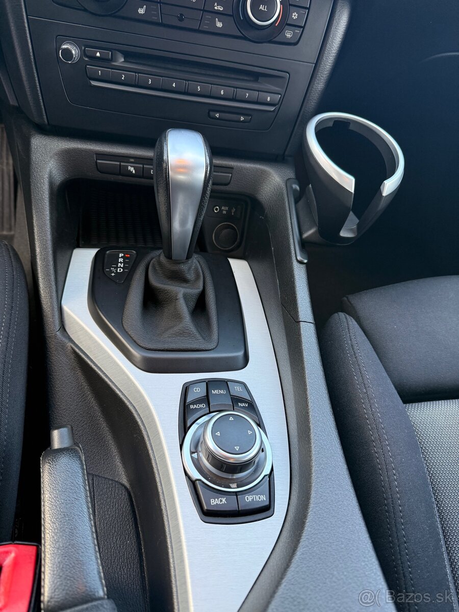 BMW X1 23d xDrive 150kw automat - 13