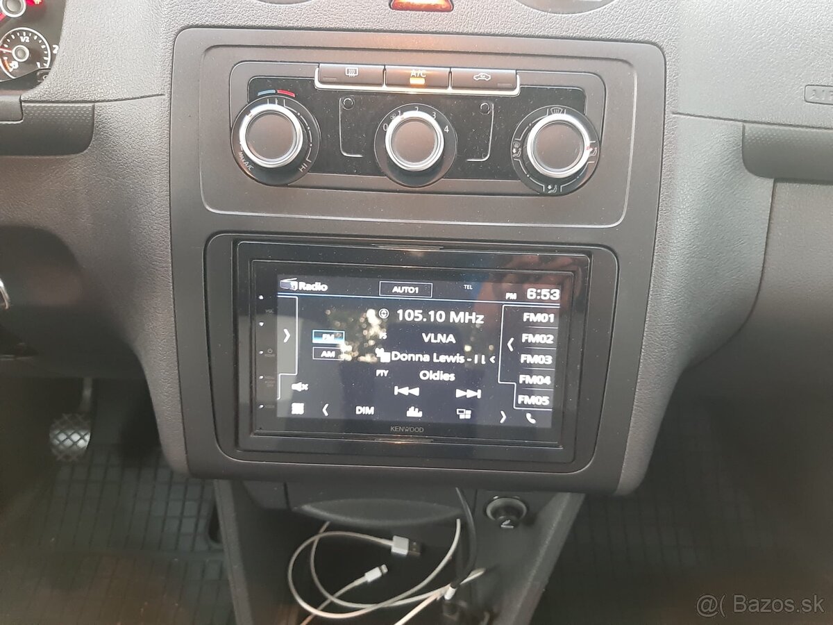 Volkswagen Caddy 1.6 TDi - 13