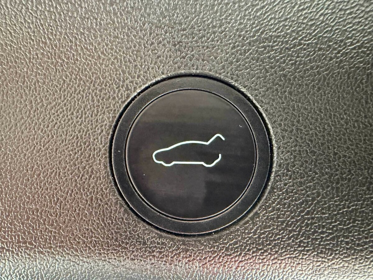 Tesla Model Y 378 KW LONG RANGE-DUAL MOTOR - 13