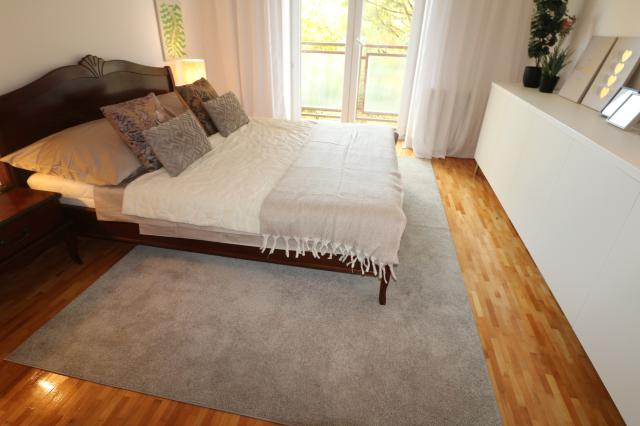 Prenájom 3 - izbového bytu Bulvár - 13