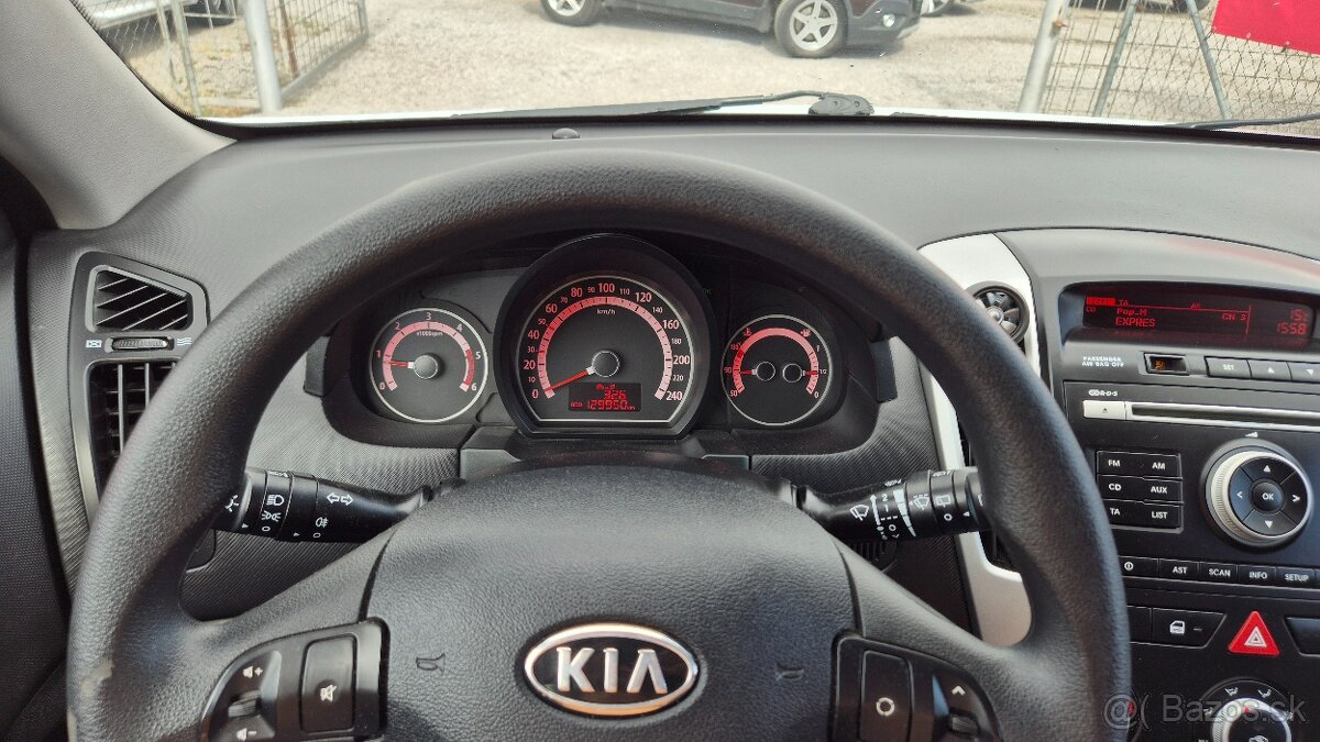 Kia Cee´d 1.6 CRDi VGT EX - 13