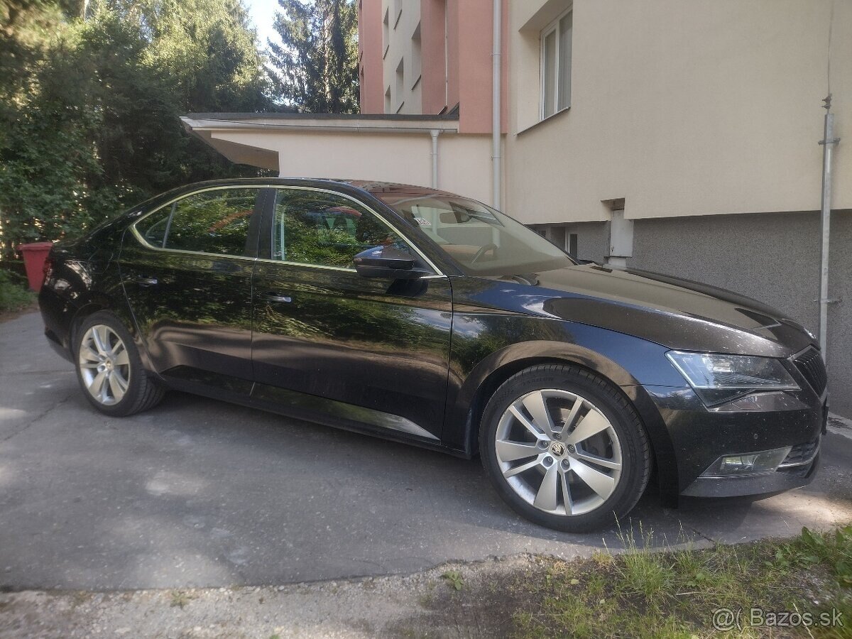 Škoda Superb 2,0 TDi ,4x4 - 13