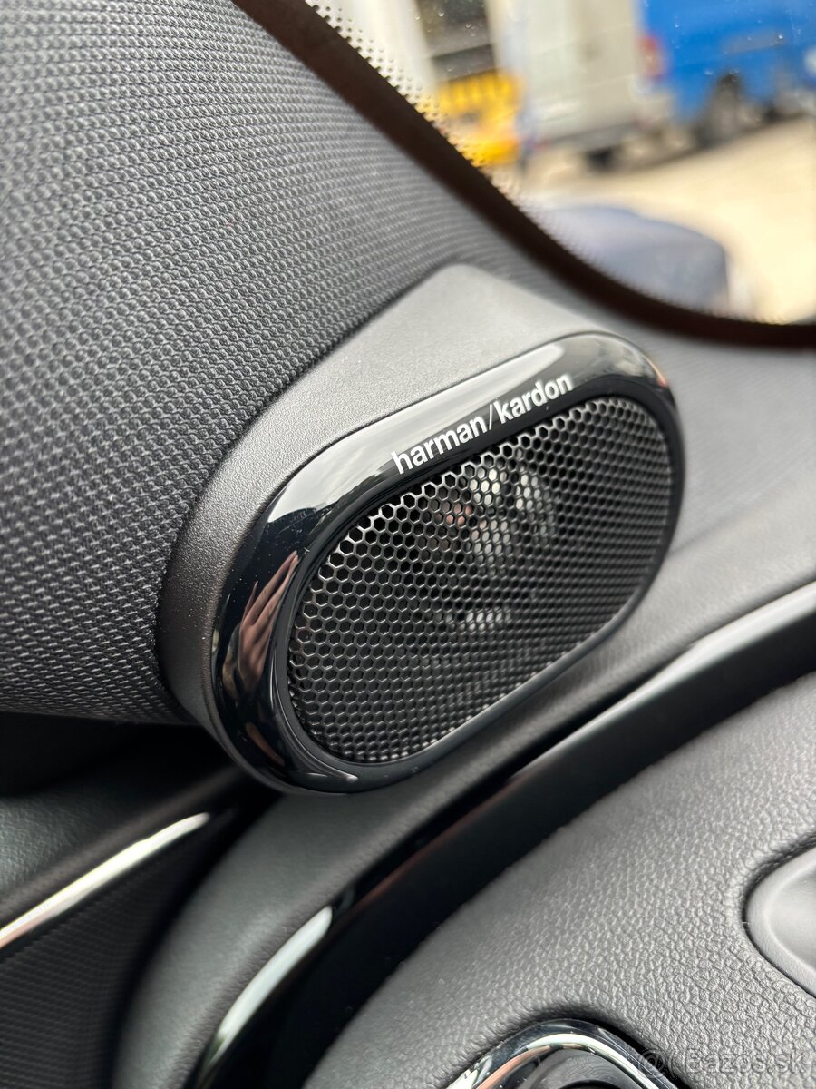 MINI CLUBMAN S ALL4 - 13