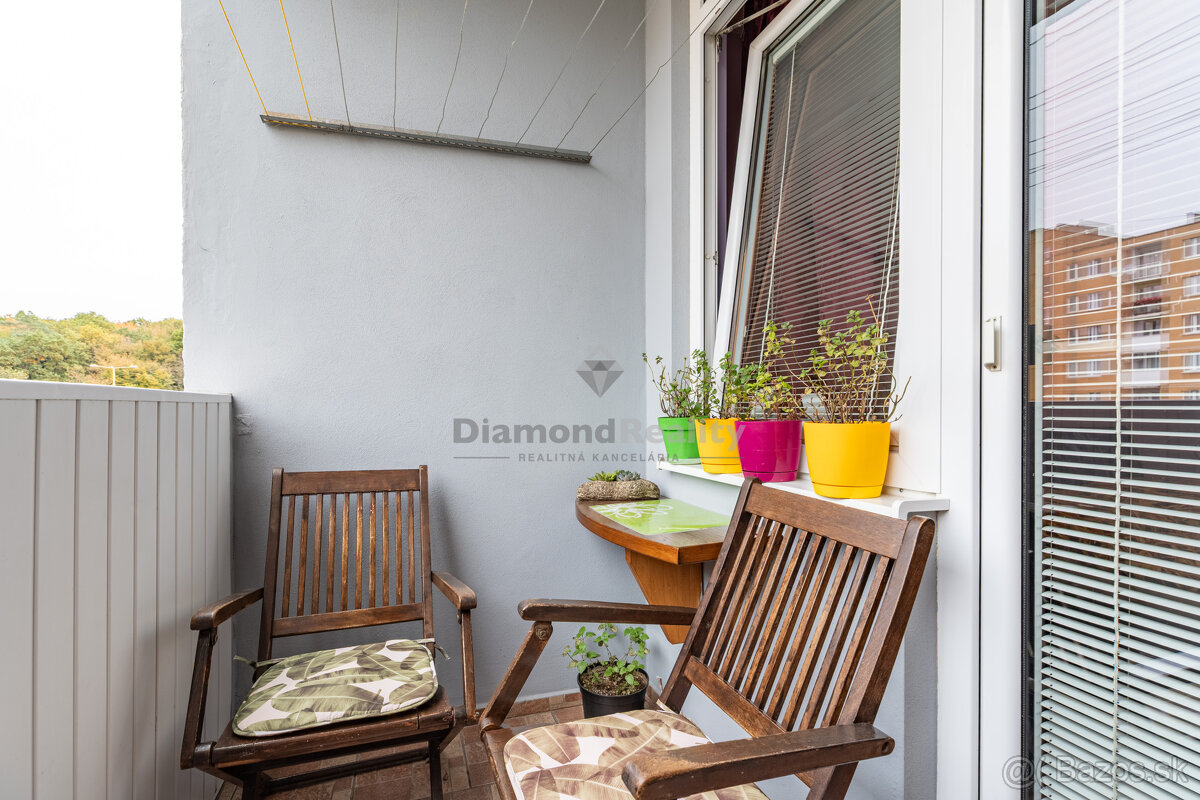 NA PREDAJ 4 IZBOVÝ BYT (79m2 + LOGGIA) S VÝNIMOČNÝM DIZAJNOM - 13