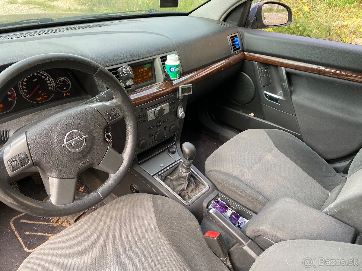 Opel Vectra C 2.0 - 13