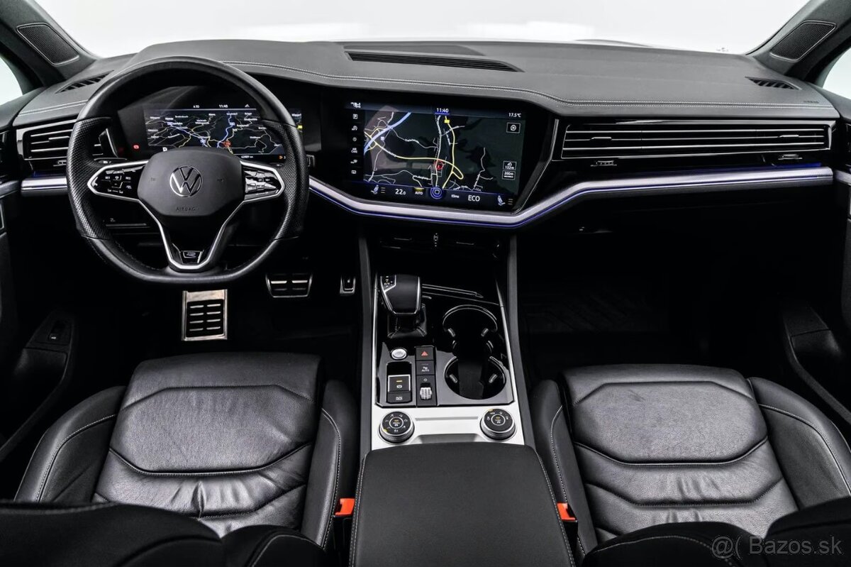 Volkswagen Touareg - 13