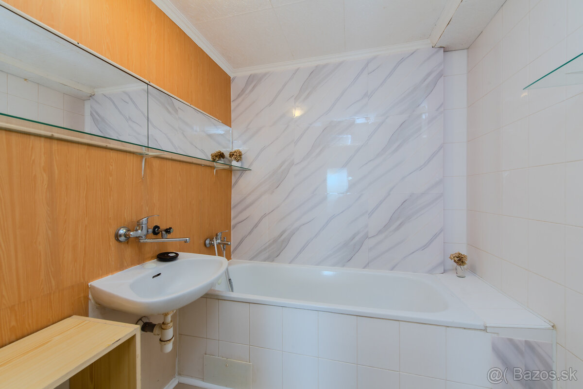 Na predaj 4 izbový byt - Severná, Moldava nad Bodvou - 13