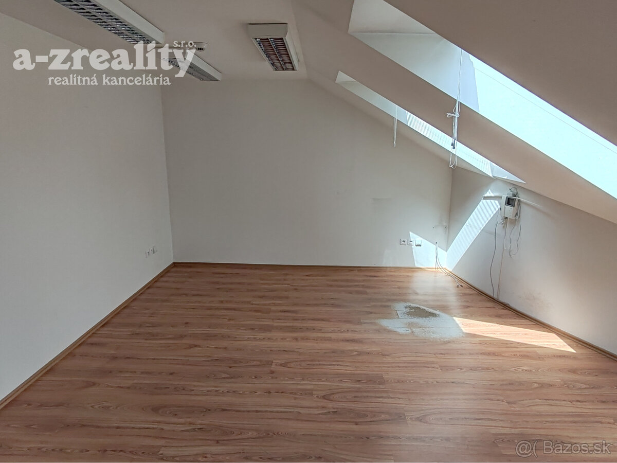 Investičná príležitosť v centre Komárna - 13