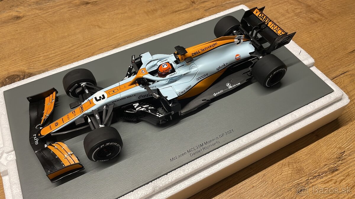 F1 prilby 1:2 a šiltovky podpisane a modely - 13