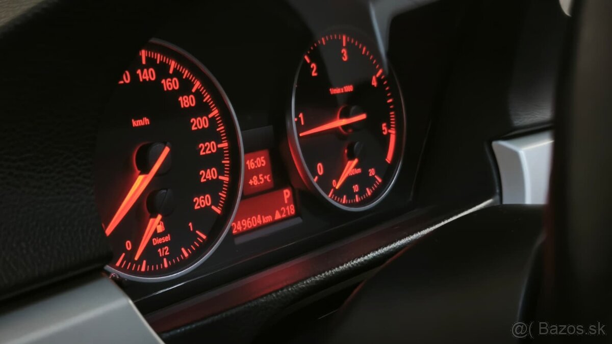 Bmw e91 320d Facelift / Automat / - 13