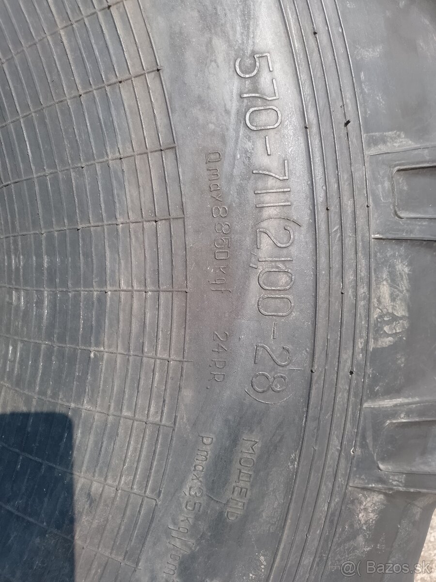 Pneu,plašť 21,00-28,570-711.24 PR,ussr - 13