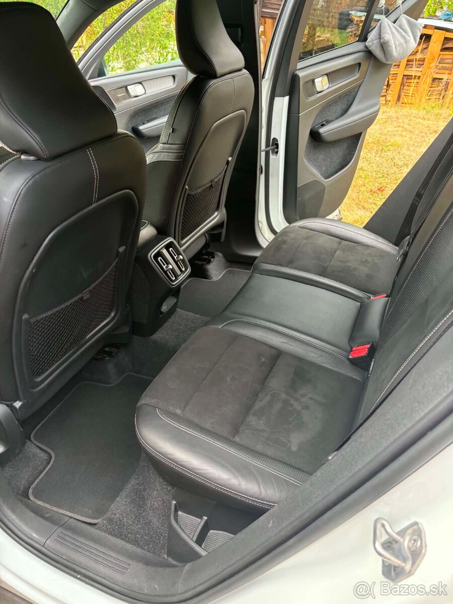 Predám Volvo xc40 - 13
