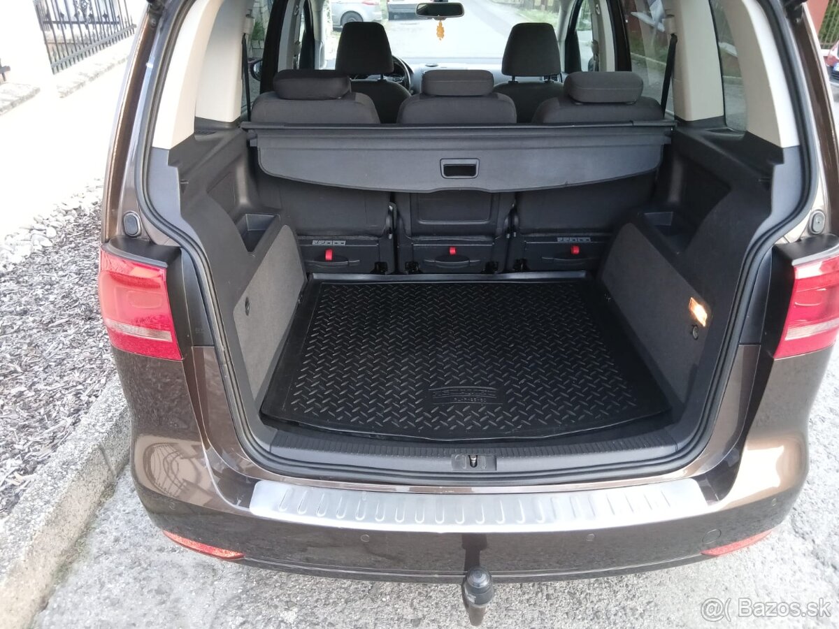 VOLKSWAGEN TOURAN 2.0 TDI - 13