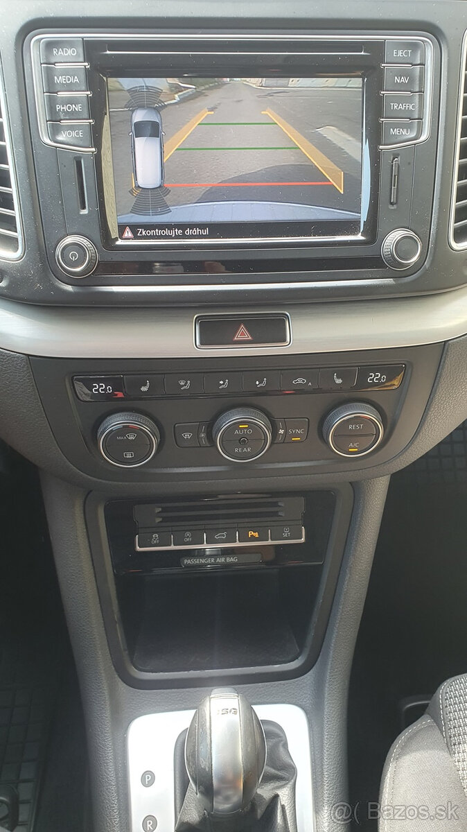 Predám VW Sharan 2.0TDI, 110kW, DSG, facelift 2016 model - 13