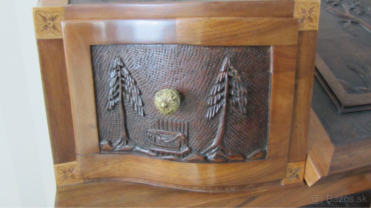 Zreštaurovaná starožitný provinčný sekretár - 13