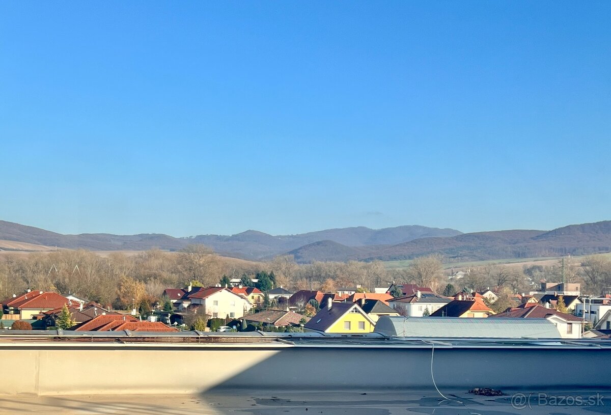 Slnečný trojizbový byt v Piešťanoch - 13