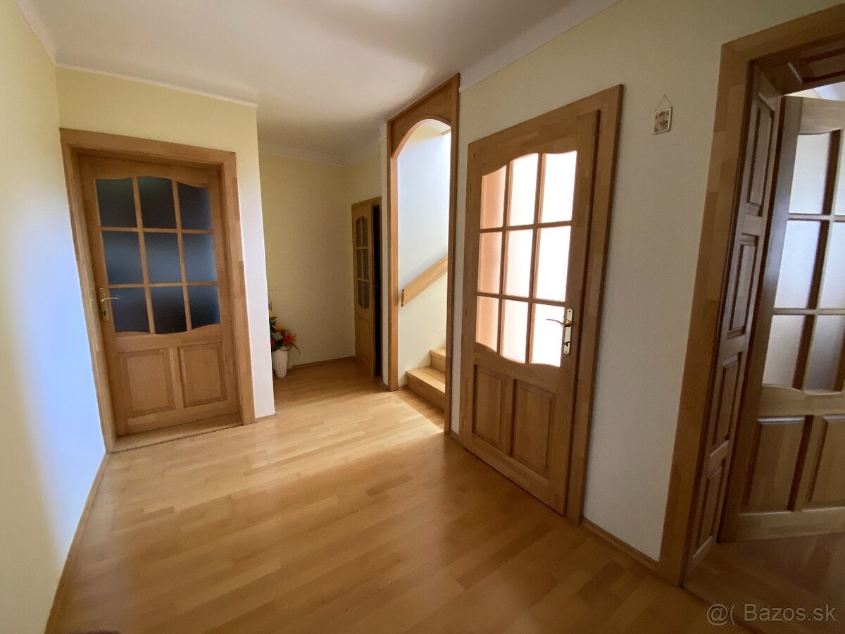 Predaj rodinný dom v tichej uličke - znížená ponuka,aj zľava - 13