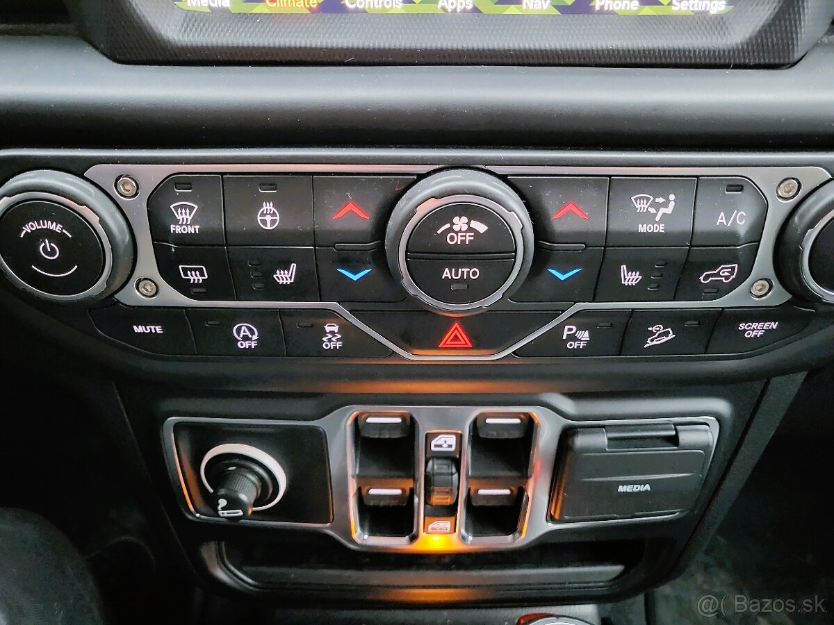 °IIIIIII°JEEP WRANGLER 2.0 Overland možný úver - 13