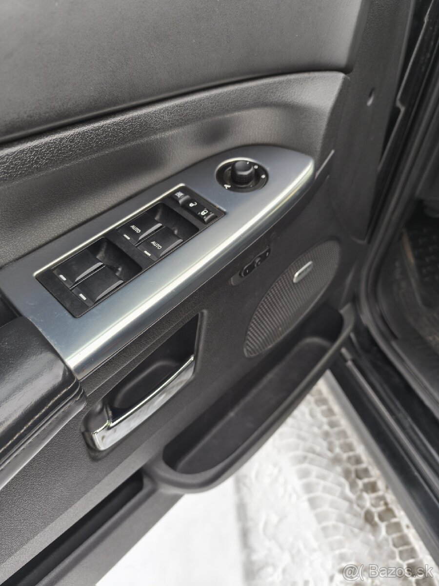 Jeep Grand Cherokee 3,0TDI rv,7/2008 - 13