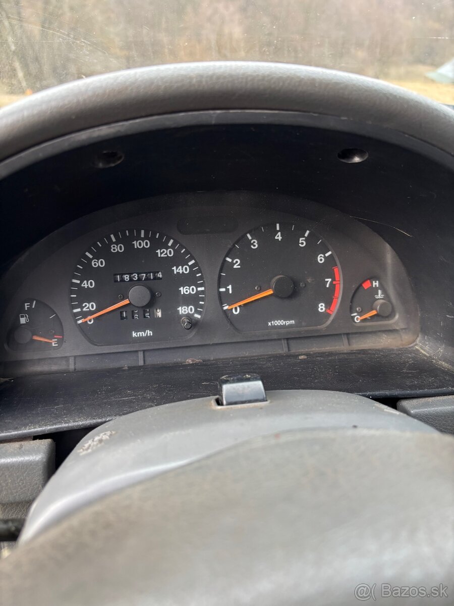 Suzuki Vitara 1.6 - 13