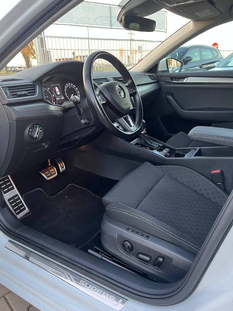 Škoda Superb 2.0 TDI 190k 4x4 Ambition DSG EU6 - 13