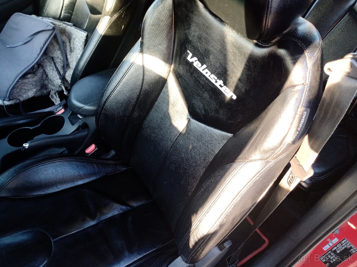 Predám Hyunday Veloster - 13