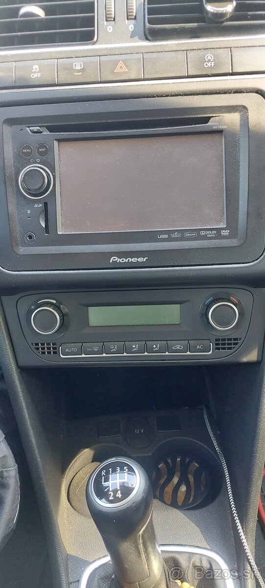 Predám VW Polo 1,2 55KW - 13