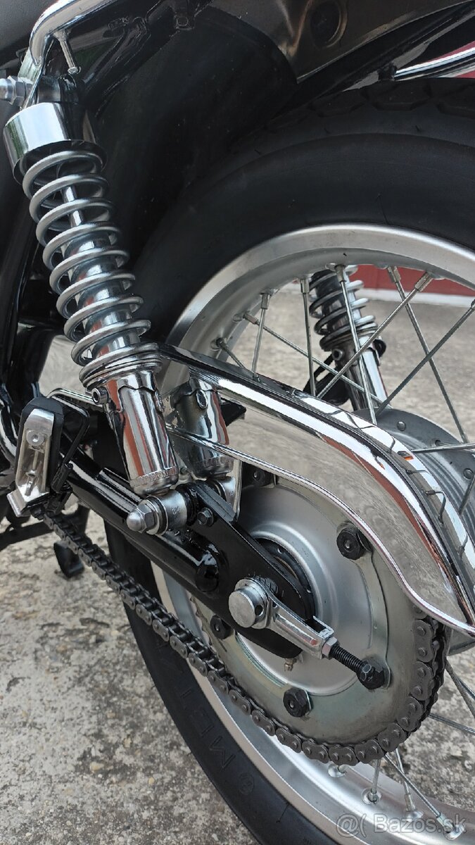 Yamaha SR400 - 13