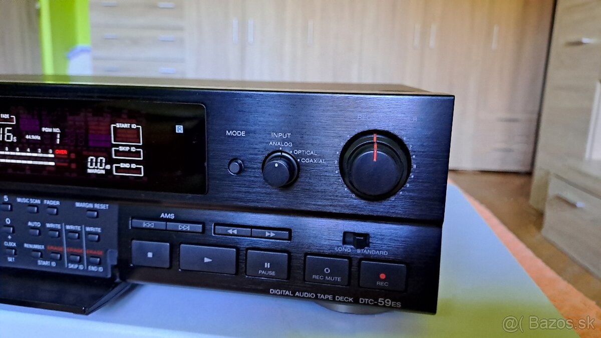 DAT RECORDER SONY - DTC 59 ES - 13