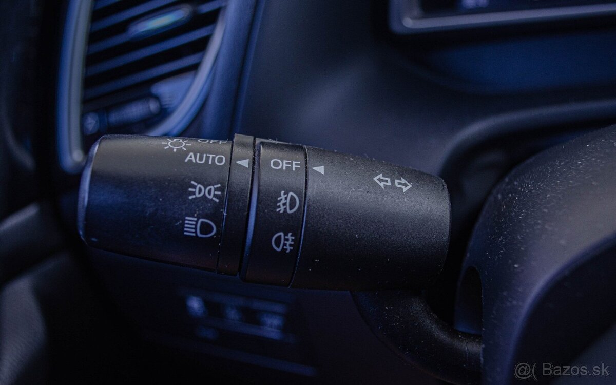 Mazda 3 2.2 Skyactiv-D150 Attraction Sedan - 13