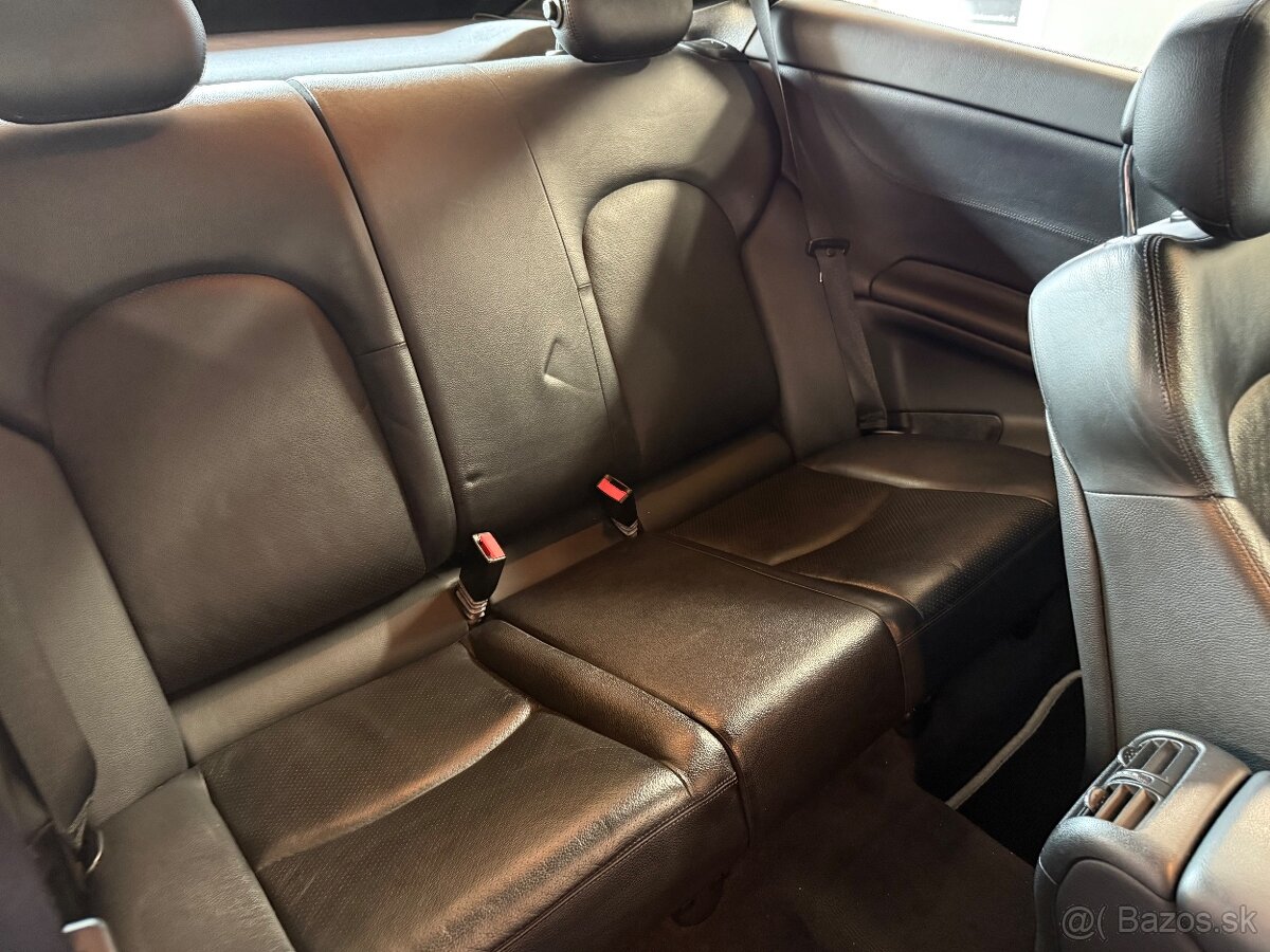 MERCEDES CLC 220 CDI - 13